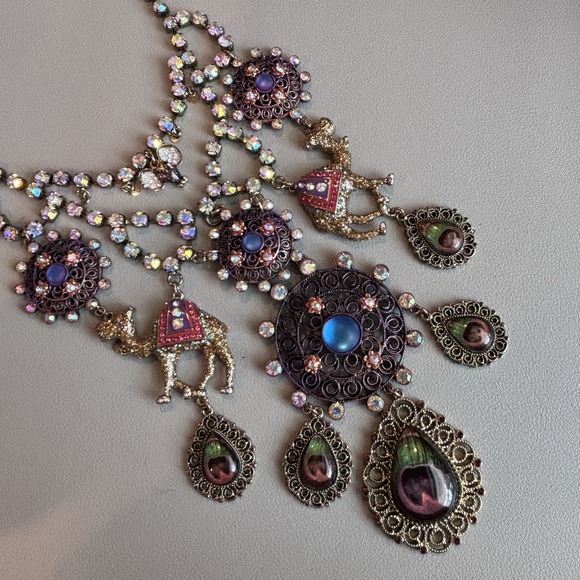 Vintage Betsey Johnson Statement Bib Necklace Morrocan Camel *Read - Picture 6 of 16